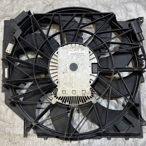 2003-2008 BMW Z4 Radiator Cooling Fan w/ Shroud / OEM / 67326901861 / 116K Z4062