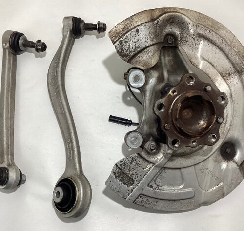 2015-2020 F80 F82 F87 BMW M2 M3 M4 Passenger Front Spindle Hub w/ Control Arms / 95k
