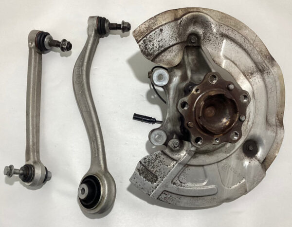 IMG_5746__41641 2015-2020 F80 F82 F87 BMW M2 M3 M4 Passenger Front Spindle Hub w/ Control Arms / 95k / F8M06
