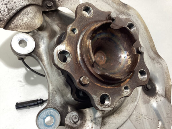 IMG_5747__42757 2015-2020 F80 F82 F87 BMW M2 M3 M4 Passenger Front Spindle Hub w/ Control Arms / 95k / F8M06
